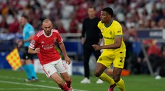 Inter si poradil s Benficou a pred odvetou si vypracoval dobrú pozíciu. Všetko podstatné priniesol druhý polčas