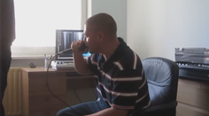 Slovenský raper skončil v Česku vo väznici. Tvrdí, že bol ku kradnutiu donútený