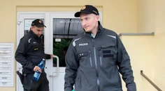 Pre atentátnika, ktorý postrelil Roberta Fica, žiada prokurátor väzbu