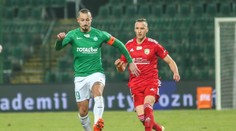 Po zranení sa vrátil hetrikom, pre svoj tím je ako Messi. Môže byť útočníkom Slovenska pre EURO?