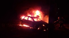 Auto pri Dunajskej Strede zhorelo do tla, škody sú v tisíckach eur