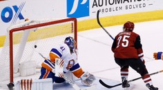 VIDEO: Halák inkasoval trikrát, tohtosezónnu premiéru si odkrútil Jurčo