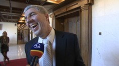 Vypočujte si vtipy, na ktorých sa bavia naši politici