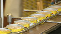 Na tejto paštéte vyrástlo každé dieťa v Česku aj na Slovensku. Teraz ju kúpili Nóri