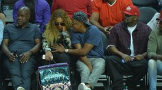 Všetko v poriadku? Tehotná Beyoncé sa tvárila ako citrón