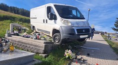 Muža na cintoríne v Liptovskej Tepličke prešla dodávka. Do pohybu sa zrejme dala samovoľne