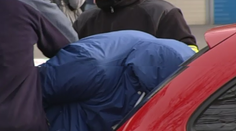 Polícia prichytila dvoch mužov priamo pri odovzdávaní drog