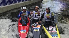 Sme majstri sveta v hliadkach vo vodnom slalome