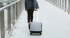 Brusel zakročil proti poplatkom za príručnú batožinu. Ceny leteniek sa však týmto krokom môžu zvýšiť