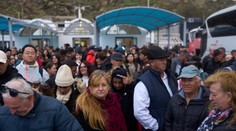 Obľúbenú dovolenkovú destináciu zasiahli ďalšie zemetrasenia. Ostrov už opustili tisíce ľudí