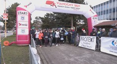 Neodradil ich ani chladný vietor. Beh v Trebišove na Štedrý deň spojil viac ako 400 ľudí