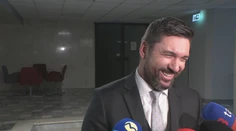 Vláda má pre vysoký dlh požiadať parlament o dôveru. Ministra Takáča táto otázka poriadne rozosmiala
