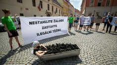 Čechov neobsluhujeme. Spor pre ťažbu v poľskej bani Turów zhoršil vzťahy medzi oboma národmi