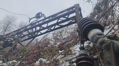 Časť Zvolenčanov je takmer týždeň bez dodávok elektriny. Výpadok spôsobil pád stožiara