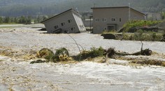 Silný tajfún v Japonsku si vyžiadal smrť aspoň 11 ľudí