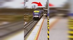 FOTO a VIDEO: Nebezpečná hra na streche vlaku. Polícia pátra po chlapcoch, ktorí hazardovali so životom