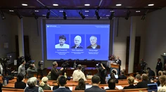Nobelovu cenu za medicínu získali vedci za objavy v oblasti optogenetiky