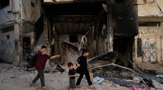 Šéf americkej diplomacie nalieha na Izrael aj Hamas, aby dokončili dohodu o prímerí