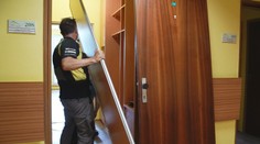 Požiar pripravil dôchodcov o domov. Niektorí sa vracajú, iní sa toho možno nedočkajú