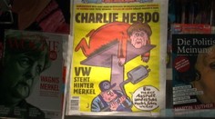 Charlie Hedbo už vychádza aj v Nemecku, adresu novej redakcie radšej utajili