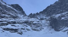 Nešťastie vo Vysokých Tatrách. Dvaja skialpinisti odtrhli lavínu, jeden neprežil