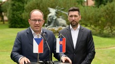 Český minister vystúpil s ostrou kritikou voči Slovensku. Dôvodom sú prevozy zvierat