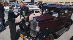 Sú staré, nevoňajú, no majitelia si ich nevedia vynachváliť. Vyše stovka veteránov skončila v Terchovej