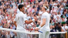 Djokovič zdolal Shapovalova a o 20. grandslamový titul zabojuje proti Berrettinimu