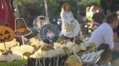 Škvarkové buchtičky plnené slivkovým lekvárom obalené v slnečnicových a tekvicových semiačkach