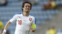 Rosický sa chce po zranení vrátiť na futbalové trávniky