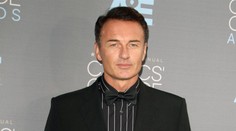 Filmový svet zasiahol šok. Vo veku 56 rokov zomrel Julian McMahon