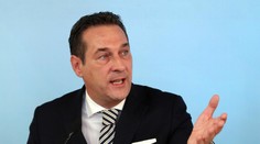 Líder krajnej pravice v Rakúsku Erdogana nepriamo prirovnal k Hitlerovi