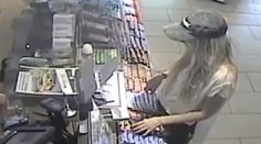 Žena na pumpe v Trnave ukradla zabudnutú peňaženku, celkom to nedomyslela