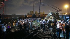 Pri zrážke osobných vlakov pri Johannesburgu utrpelo zranenia vyše 300 ľudí