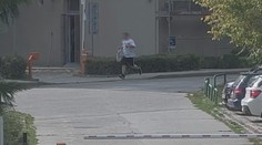 Hororová cesta z práce: Ženu ťahal po zemi a surovo ju kopol, všetko pre kabelku