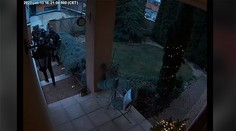 VIDEO: Takto zatýkali Norberta Bödöra. NAKA zazvonila a on vyšiel s rukami nad hlavou