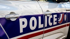 Šokujúci prípad z Francúzska. Muž 12 rokov držal manželku v zajatí, polícia našla v byte mučiace lavice