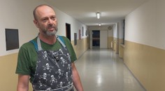 Ondrej pracuje v krematóriu už 30 rokov. Napriek tomu ho stále trápi jedna vec