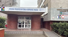 Zdrogovaného študenta, ktorý napadol slovenčinárku, už obvinili. Môže skončiť za mrežami