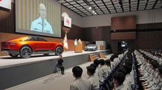 Najväčšia automobilka sveta priznala veľké problémy a boj o prežitie. To, čo zdobilo jej autá, sa stalo príťažou