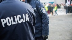 V poľskom nákupnom centre útočil muž s nožom. Zomrela jedna žena