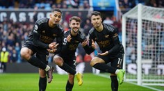 Oslava ešte pred gólom a výstavná delovka. Arsenal sa po infarktovom závere vrátil na čelo