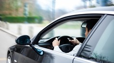 Pedál na podlahe a auto pomaly zastavuje? Česi vyvinuli systém, ktorý na diaľku vypne auto