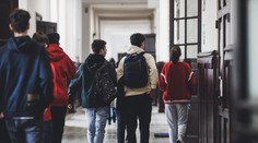 Deti v úlohe rodičov. Problém školákov, ktorí majú deti, pretrváva