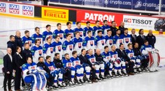 FOTO: Slovenský hokejový tím má za sebou spoločné fotenie. Kto mal najlepší účes?