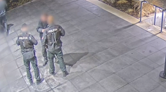 Zverejnili videá, ktoré majú dokazovať, že Ukrajinec bol SBS aj políciou prepustený v poriadku. Upozornili aj na možného páchateľa