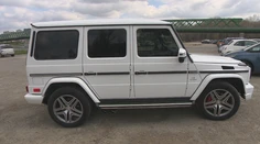 Vysnívané auto si kúpil cez inzerát. Okamžite mal problémy s políciou aj daniarmi