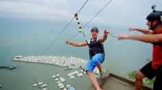 Odkiaľ kam vedie najdlhšia voľná kladka na svete?