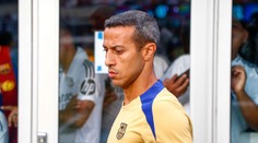 Barcelona oznámila návrat hviezdneho odchovanca. Bývalý záložník bude pomáhať Flickovi