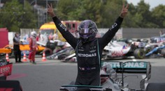 F1: VC Španielska ukoristil Hamilton pred Verstappenom